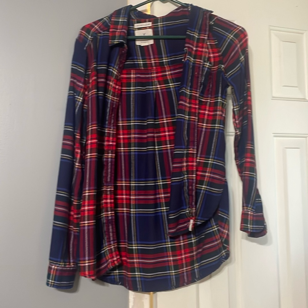 American Eagle boyfriend fit button up